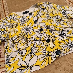 Cable & Gauge Yellow and Black Daisy Sweater, Lightweight, Silk Blend, XL